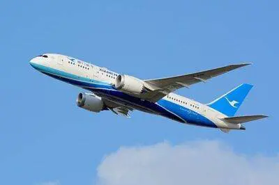 Xiamen_Airlines,_Boeing_787-8_B-2761_NRT_(20229992129)
